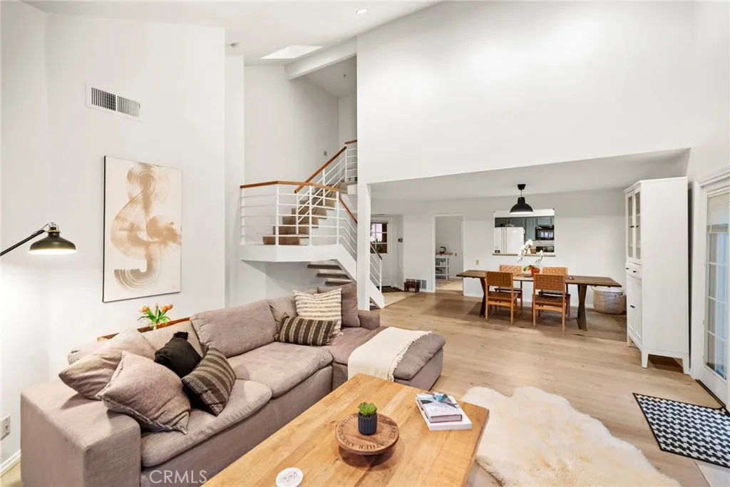 640 Via Umbroso, San Clemente, California 92672 home-pic-8