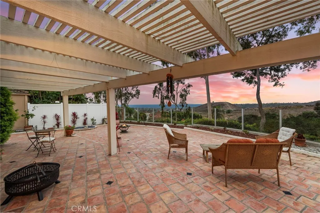 640 Via Umbroso, San Clemente, California 92672 home-pic-20