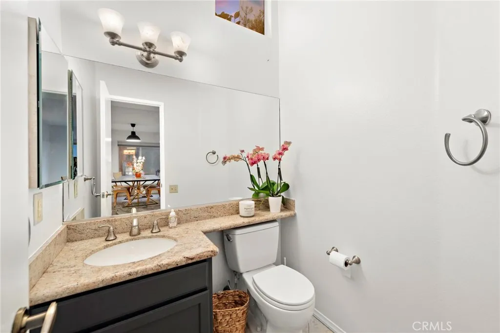 640 Via Umbroso, San Clemente, California 92672 home-pic-13