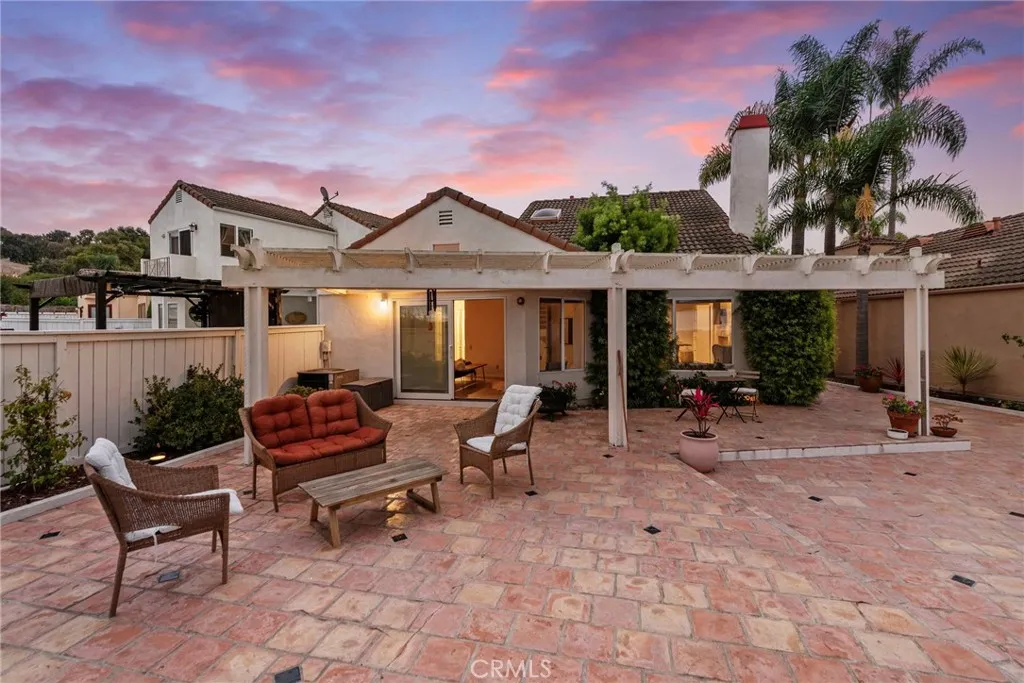 640 Via Umbroso, San Clemente, California 92672 home-pic-24