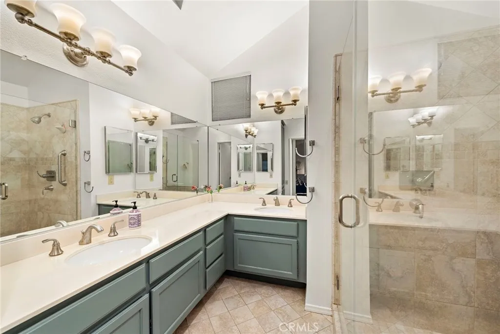 640 Via Umbroso, San Clemente, California 92672 home-pic-16