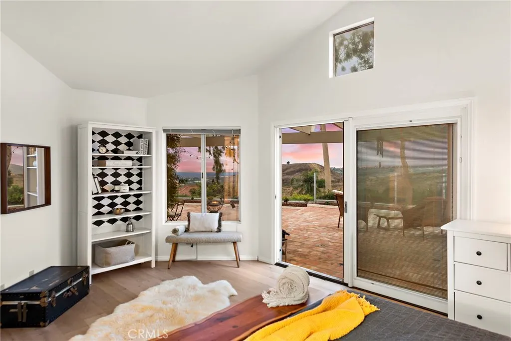 640 Via Umbroso, San Clemente, California 92672 home-pic-15