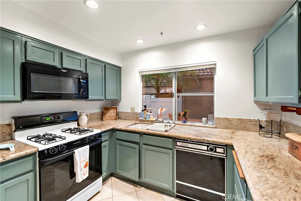 640 Via Umbroso, San Clemente, California 92672 home-pic-12