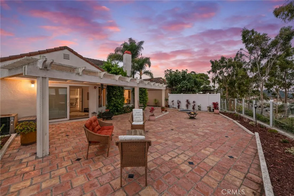 640 Via Umbroso, San Clemente, California 92672 home-pic-25