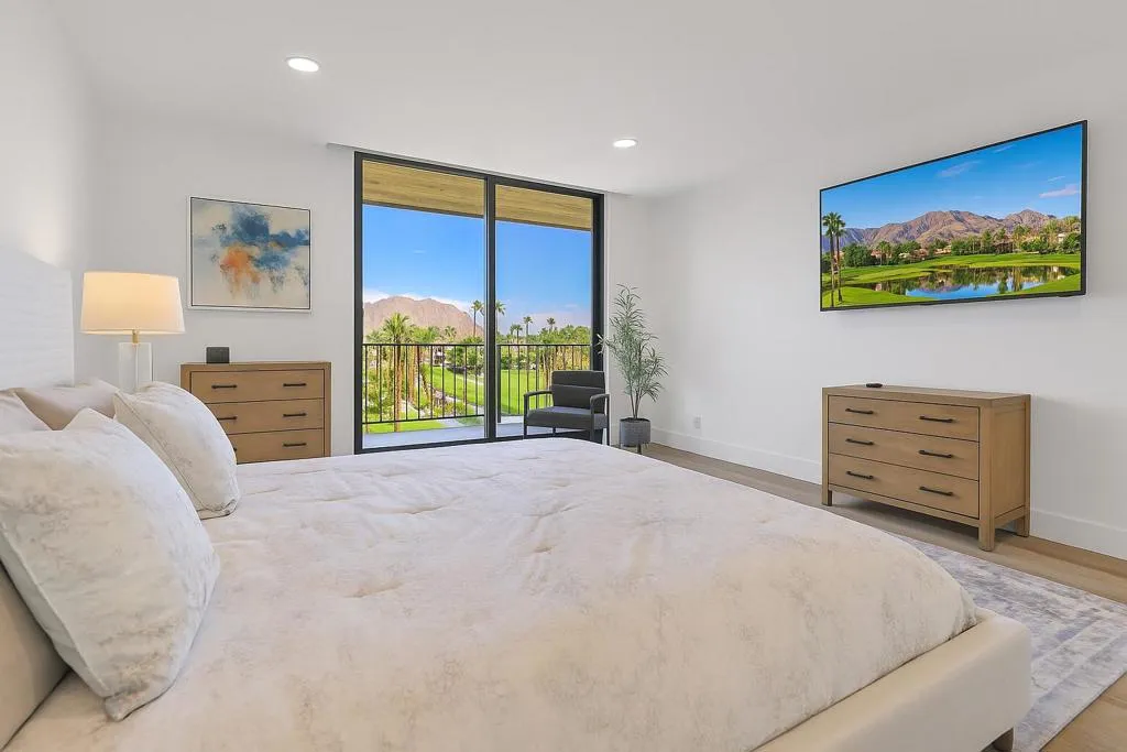 910 Island Drive 406, Rancho Mirage, California 92270 home-pic-28