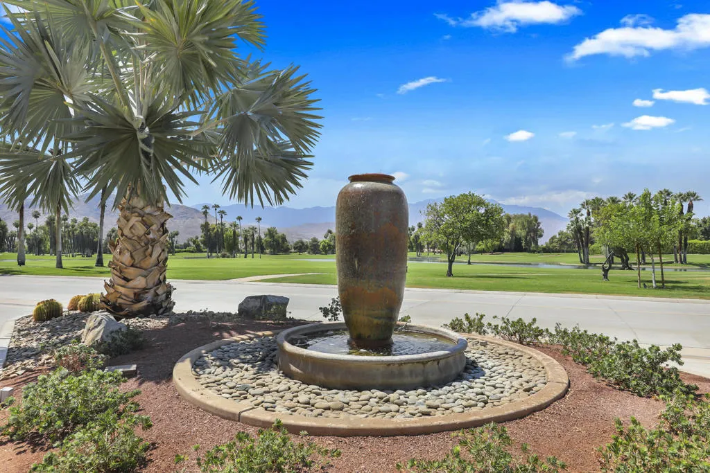 910 Island Drive 406, Rancho Mirage, California 92270 home-pic-39