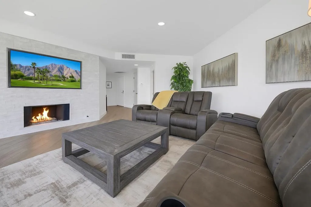 910 Island Drive 406, Rancho Mirage, California 92270 home-pic-7