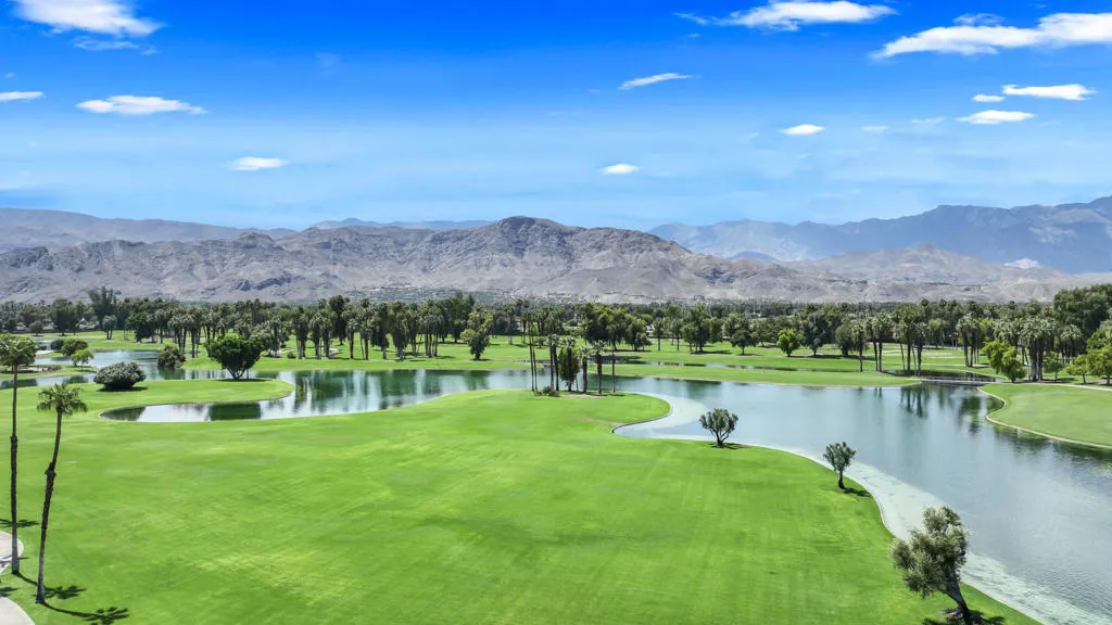 910 Island Drive 406, Rancho Mirage, California 92270 home-pic-46