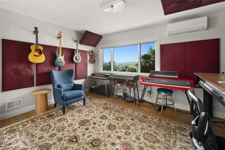 444 Kings Avenue, Morro Bay, California 93442