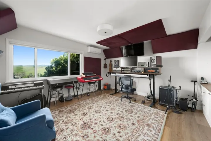 444 Kings Avenue, Morro Bay, California 93442