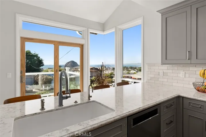 444 Kings Avenue, Morro Bay, California 93442