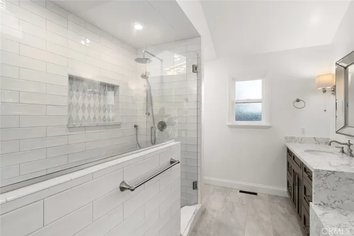 444 Kings Avenue, Morro Bay, California 93442