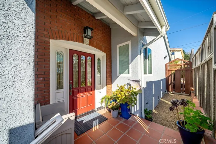 444 Kings Avenue, Morro Bay, California 93442