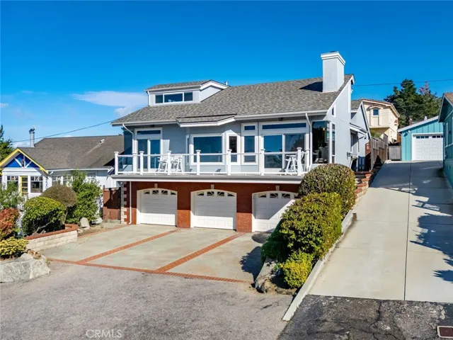 444 Kings Avenue, Morro Bay, California 93442