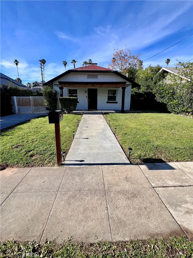 608 Linda, Redlands, California 92373 home-pic-1