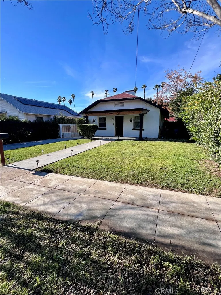 608 Linda, Redlands, California 92373 home-pic-3