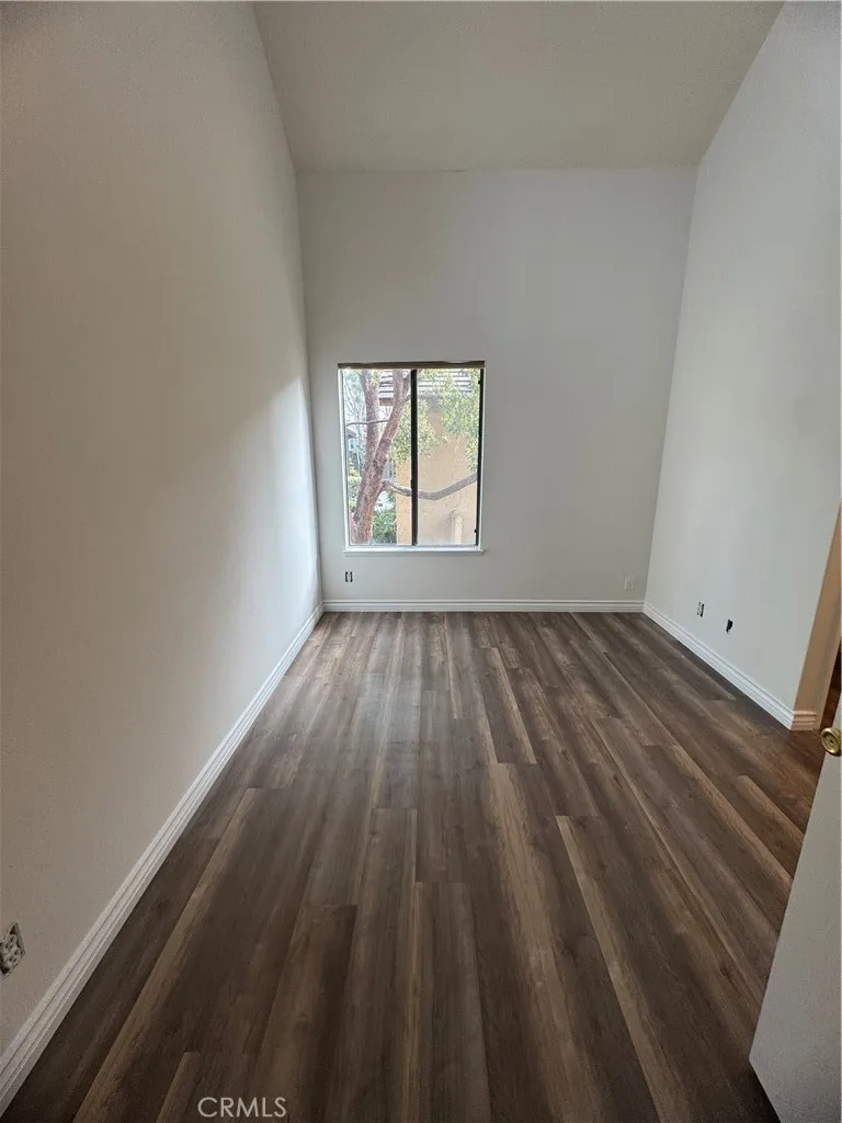 389 Orange Blossom, Irvine, California 92618 home-pic-7