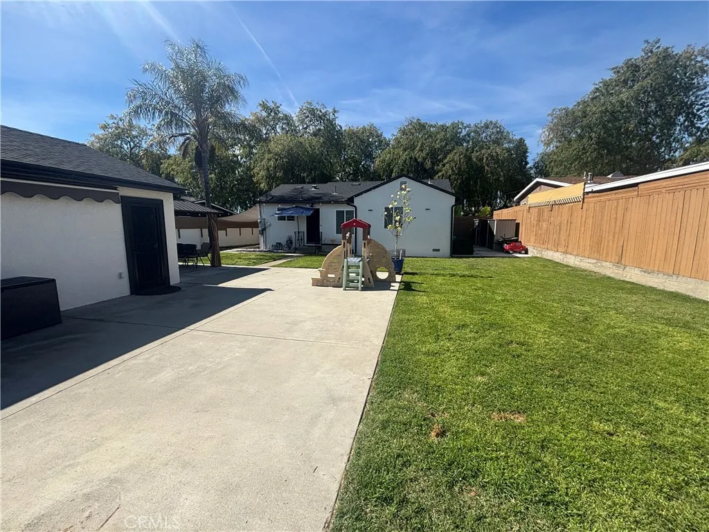 762 N Vallejo, Upland, California 91786 home-pic-15