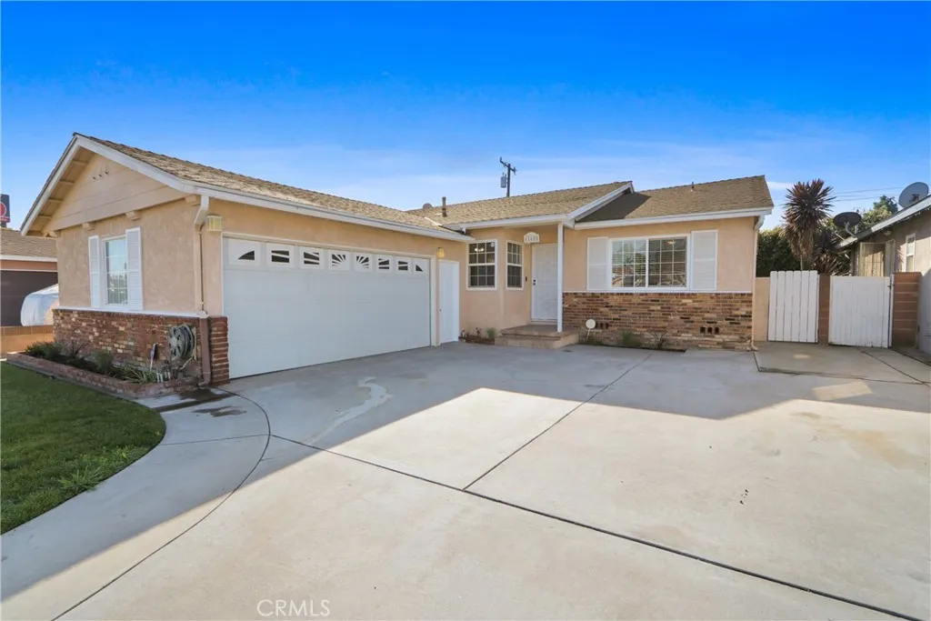 11628 169th, Artesia, California 90701 home-pic-1