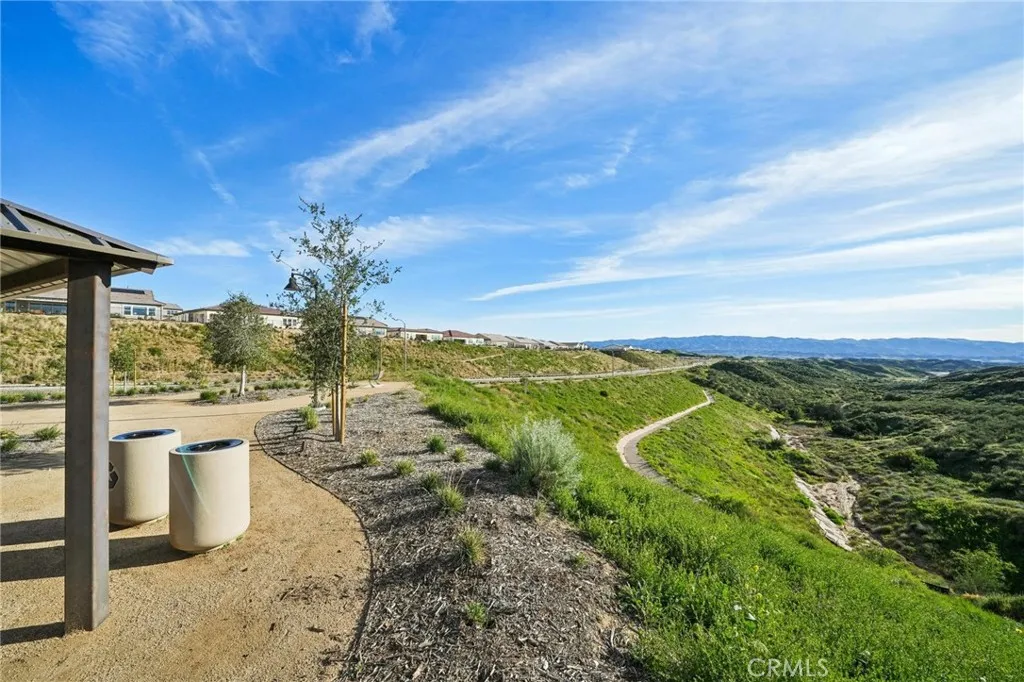24408 Calle La Roca, Valencia, California 91354 home-pic-51