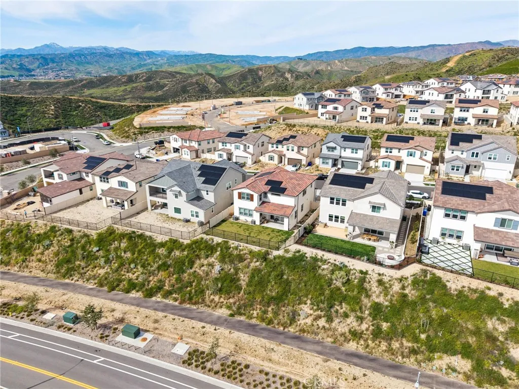 24408 Calle La Roca, Valencia, California 91354 home-pic-42