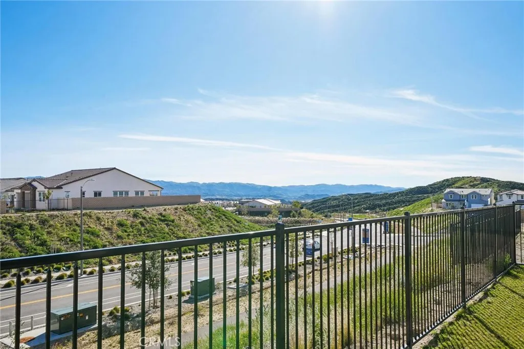 24408 Calle La Roca, Valencia, California 91354 home-pic-39