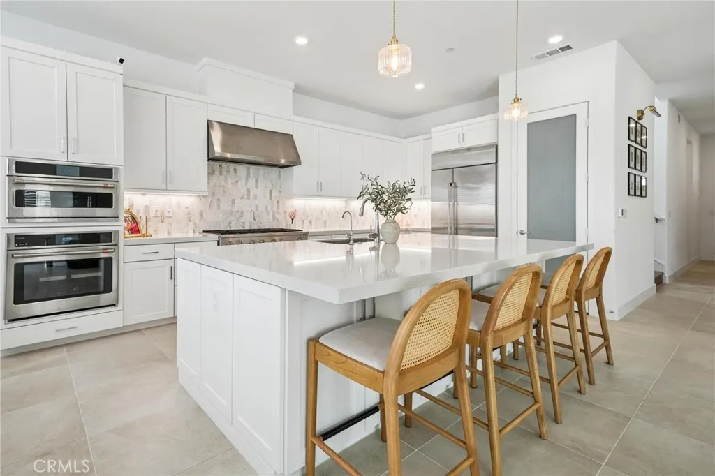 24408 Calle La Roca, Valencia, California 91354 home-pic-3