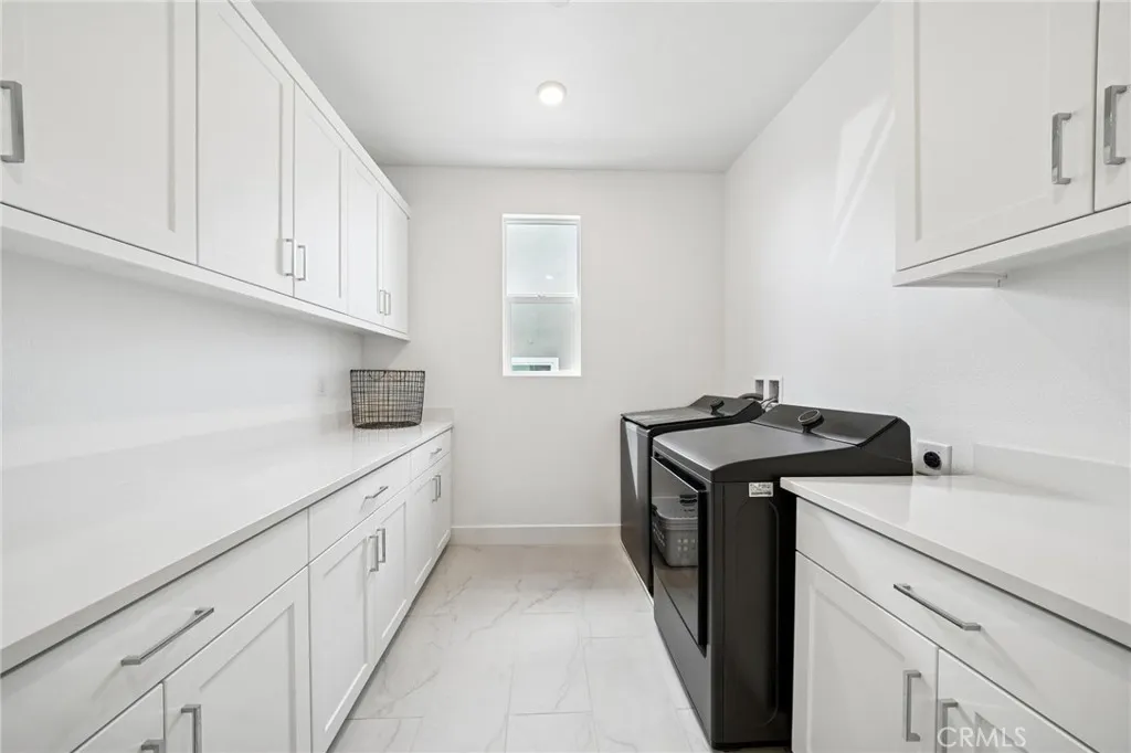 24408 Calle La Roca, Valencia, California 91354 home-pic-35