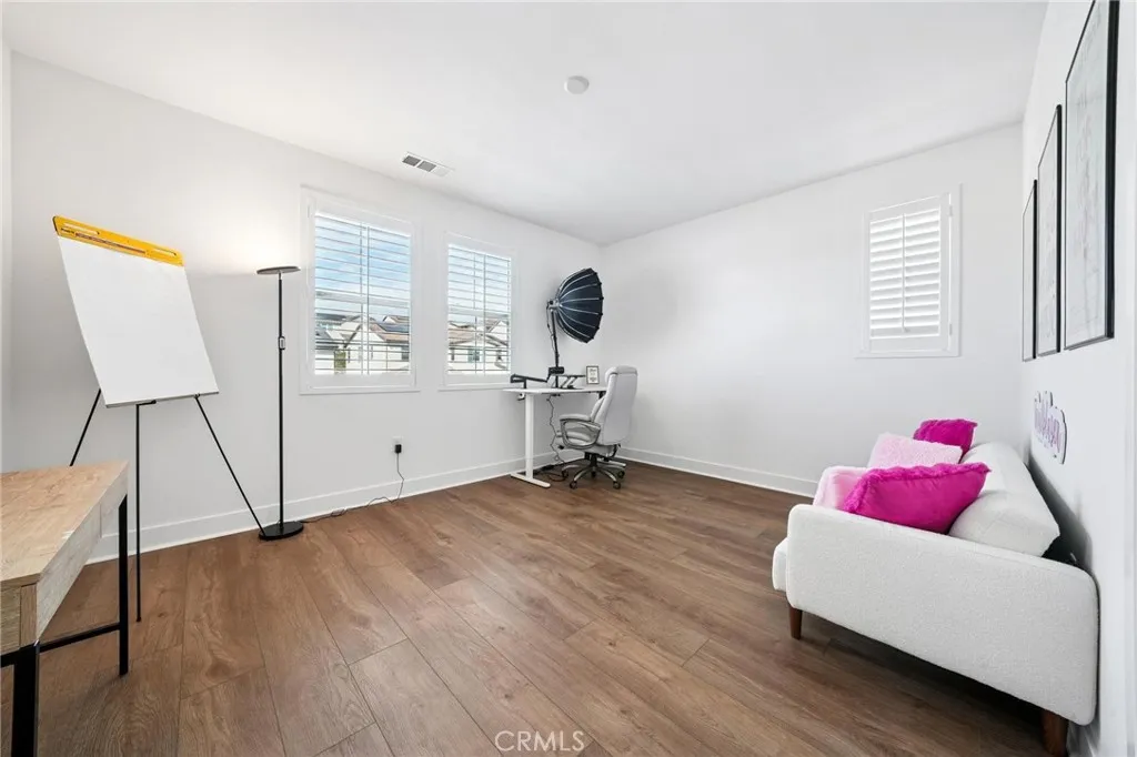 24408 Calle La Roca, Valencia, California 91354 home-pic-29