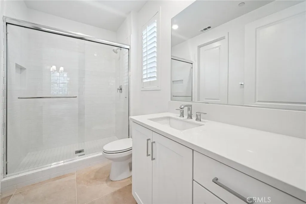 24408 Calle La Roca, Valencia, California 91354 home-pic-34