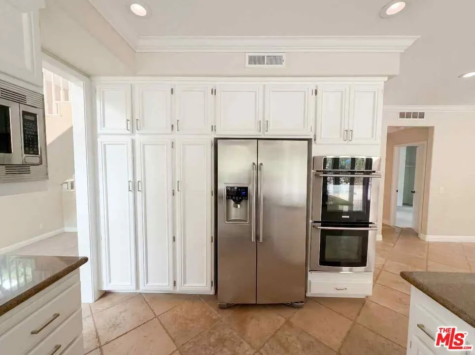 3810 San Antonio Road, Yorba Linda, California 92886 home-pic-15