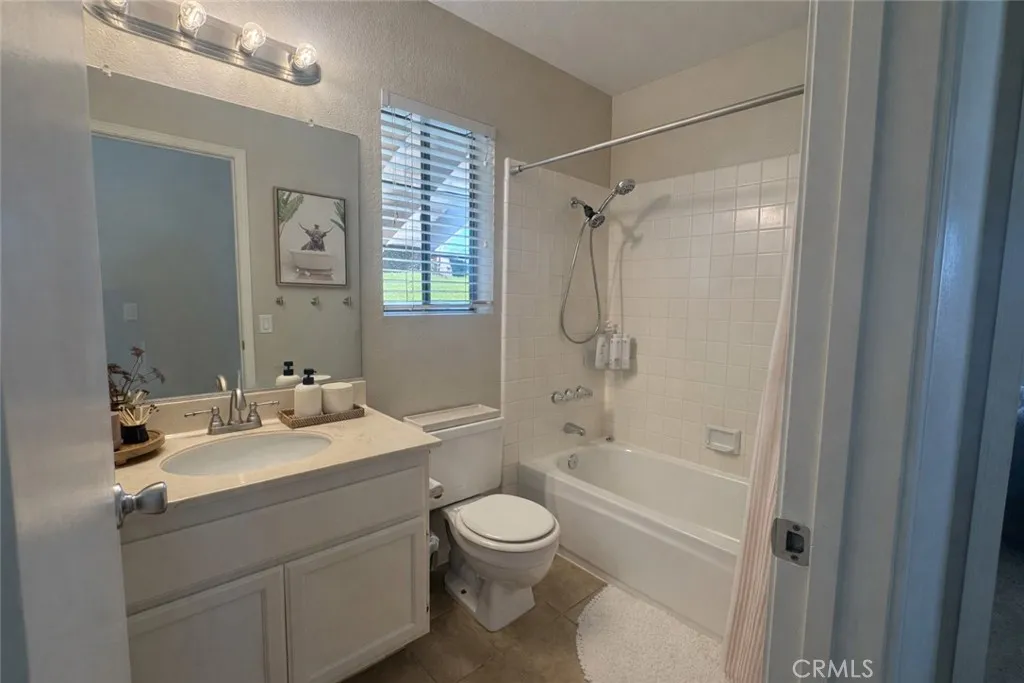 39800 Castile, Murrieta, California 92562 home-pic-24