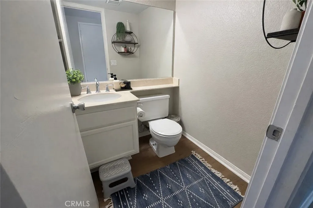 39800 Castile, Murrieta, California 92562 home-pic-16