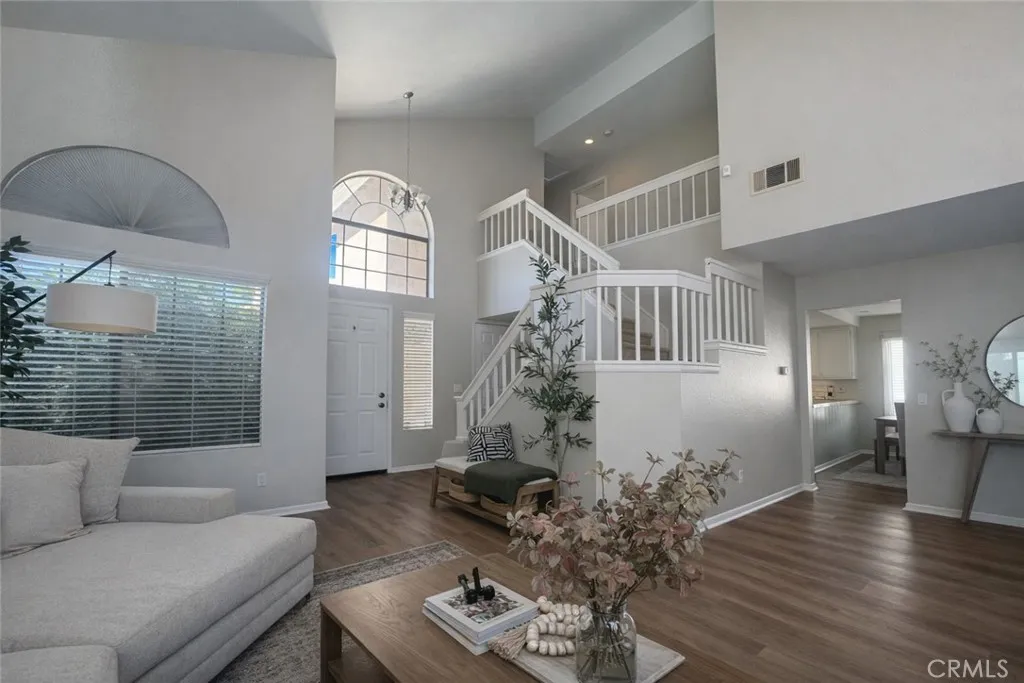 39800 Castile, Murrieta, California 92562 home-pic-10