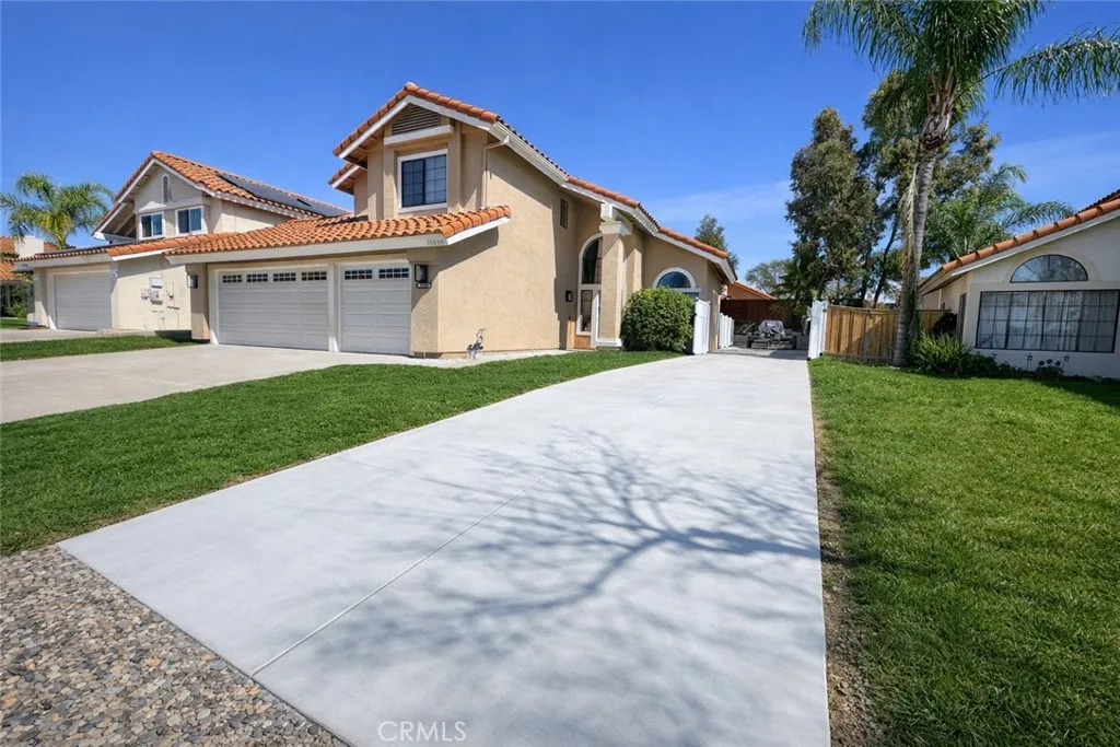 39800 Castile, Murrieta, California 92562 home-pic-4