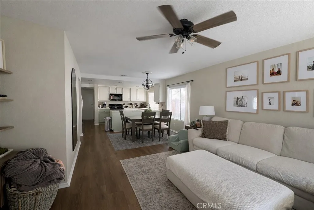 39800 Castile, Murrieta, California 92562 home-pic-15