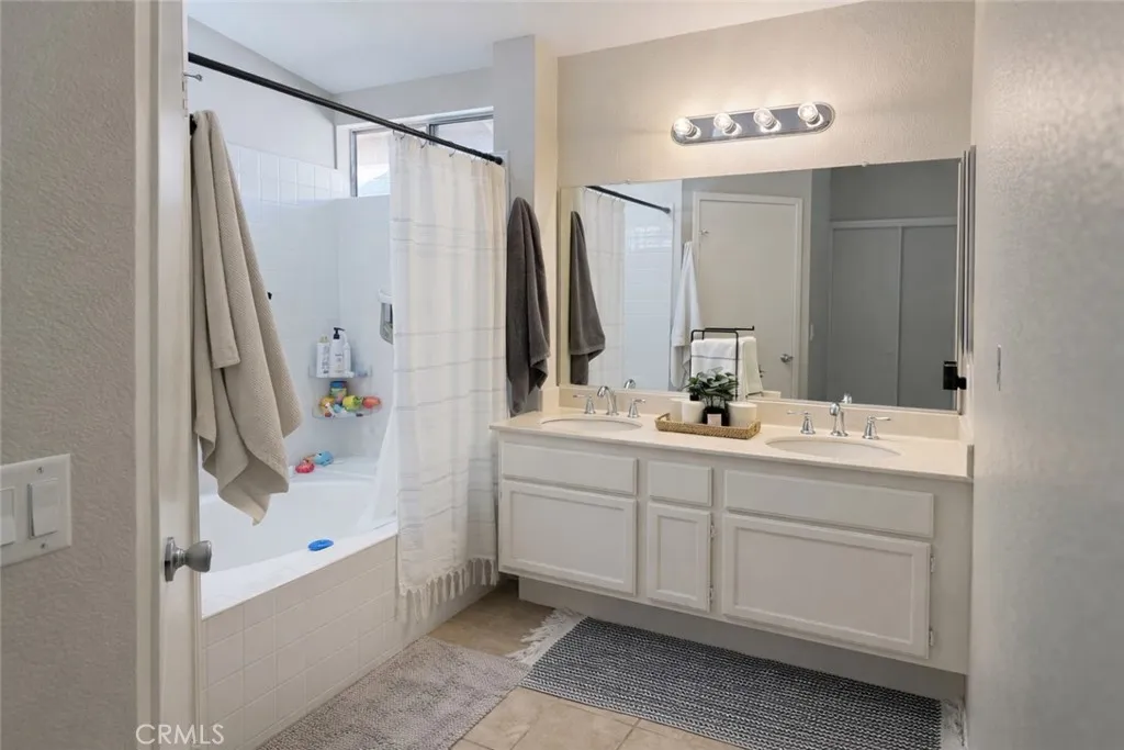 39800 Castile, Murrieta, California 92562 home-pic-21