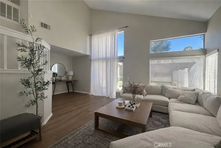 39800 Castile, Murrieta, California 92562