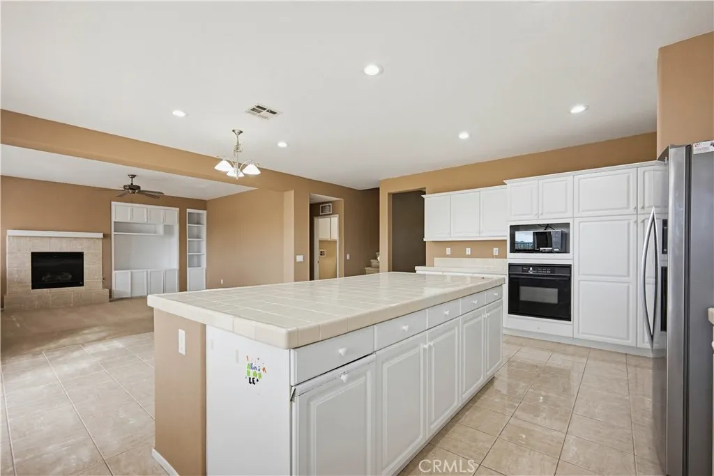 29283 Gandolf Ct., Murrieta, California 92563 home-pic-11