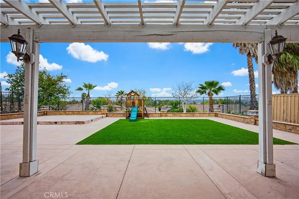 29283 Gandolf Ct., Murrieta, California 92563 home-pic-35