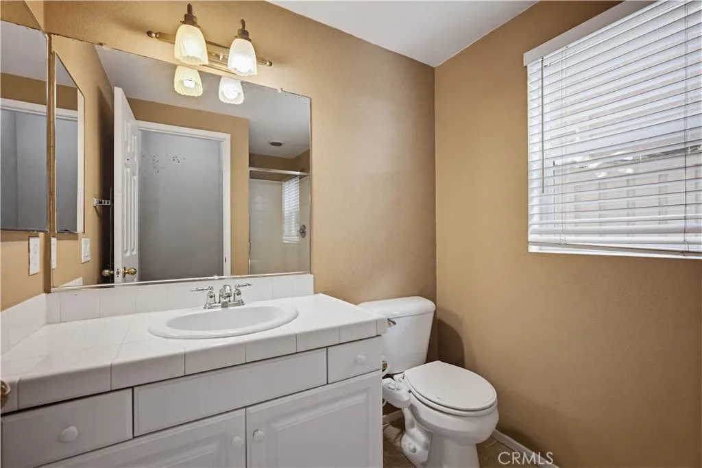 29283 Gandolf Ct., Murrieta, California 92563 home-pic-16