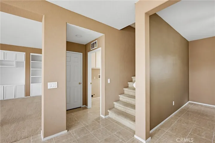 Second staircase off kitchen
