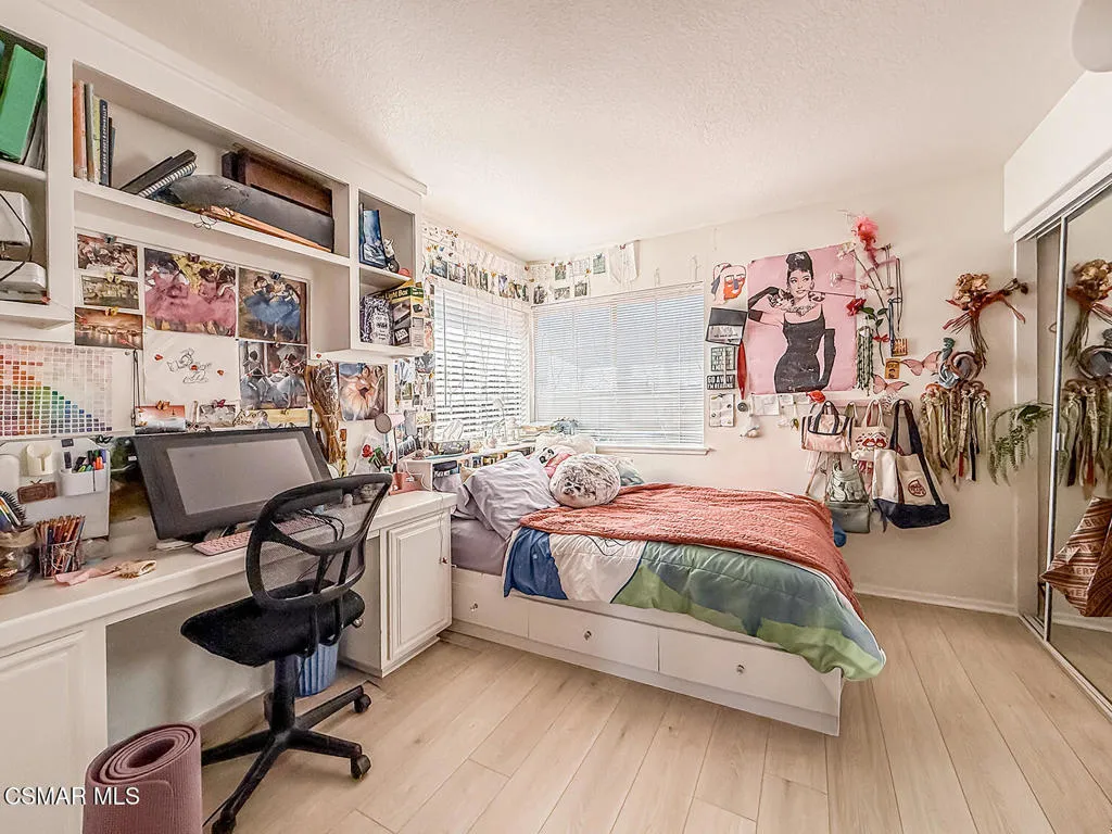 1106 Mockingbird Lane, Fillmore, California 93015 home-pic-18