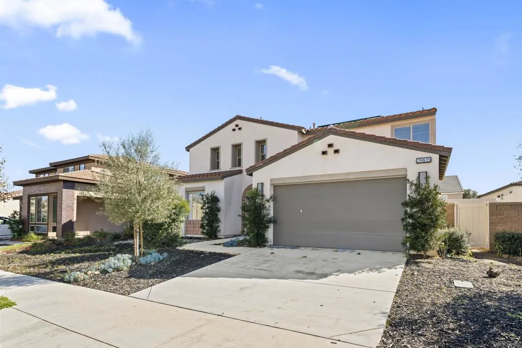 29835 Gypsy Vanner Way, Menifee, California 92584 home-pic-1