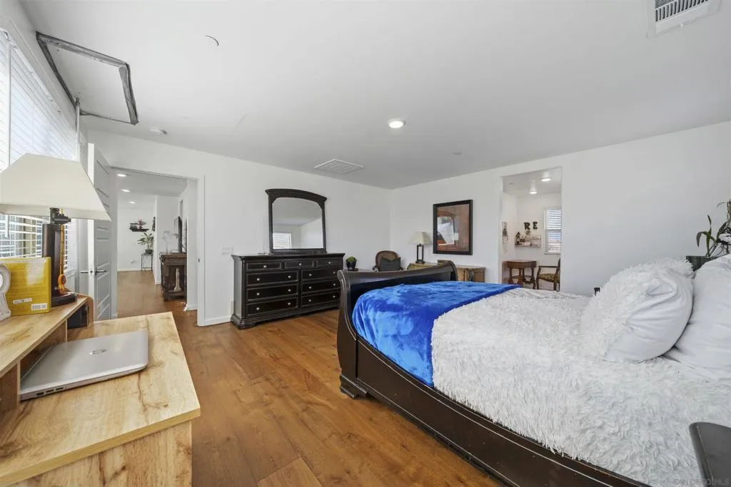 29835 Gypsy Vanner Way, Menifee, California 92584 home-pic-22