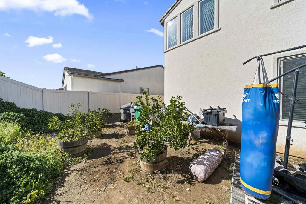 29835 Gypsy Vanner Way, Menifee, California 92584 home-pic-34