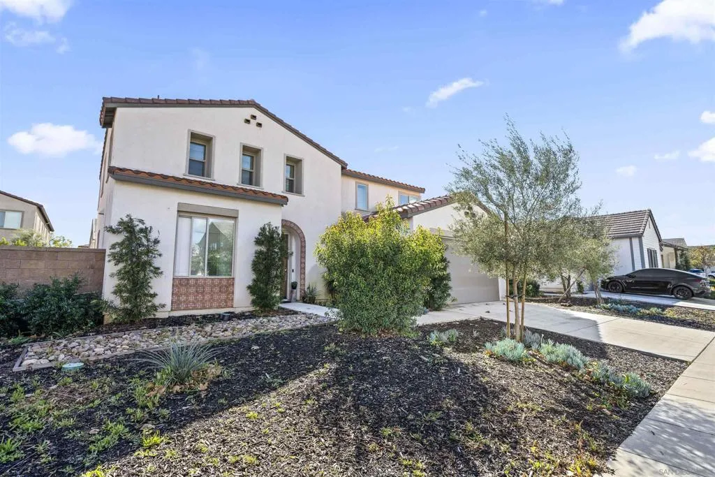 29835 Gypsy Vanner Way, Menifee, California 92584 home-pic-30