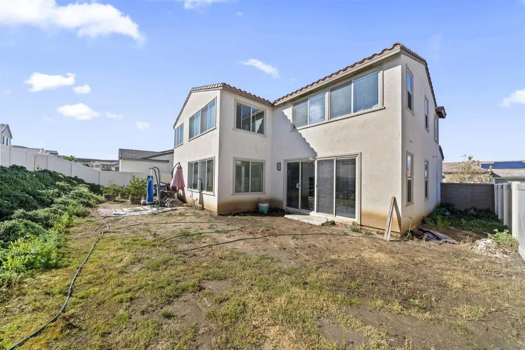 29835 Gypsy Vanner Way, Menifee, California 92584 home-pic-33