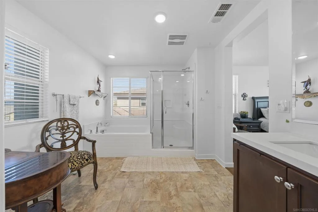 29835 Gypsy Vanner Way, Menifee, California 92584 home-pic-24
