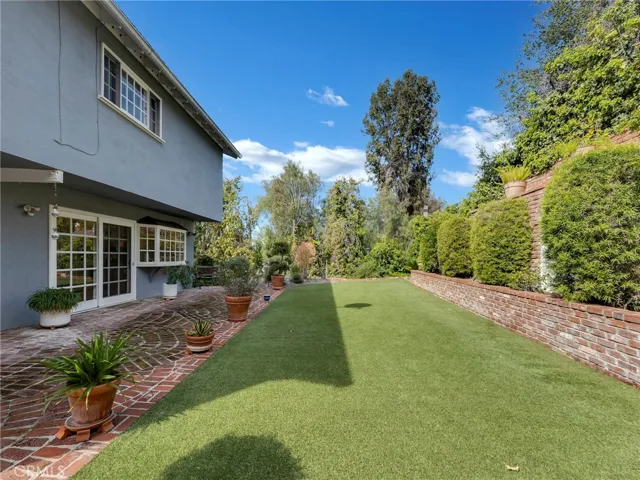 4524 Deanwood, Woodland Hills, California 91364